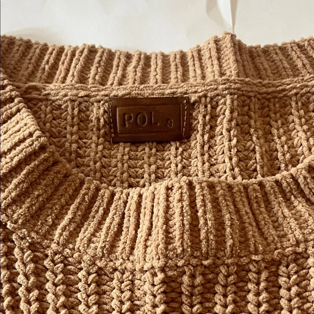POL Tan Distressed Crew Neck Sweater woman’s oversized small beige chunky top - Picture 2 of 10